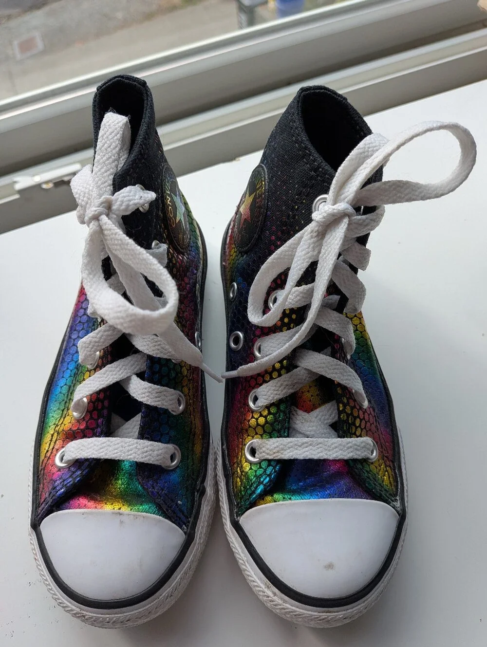Converse Chuck Taylor Rainbow Metallic Scales High Tops Youth Size 11 Sneakers